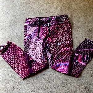 Nike Dri-Fit workout capris